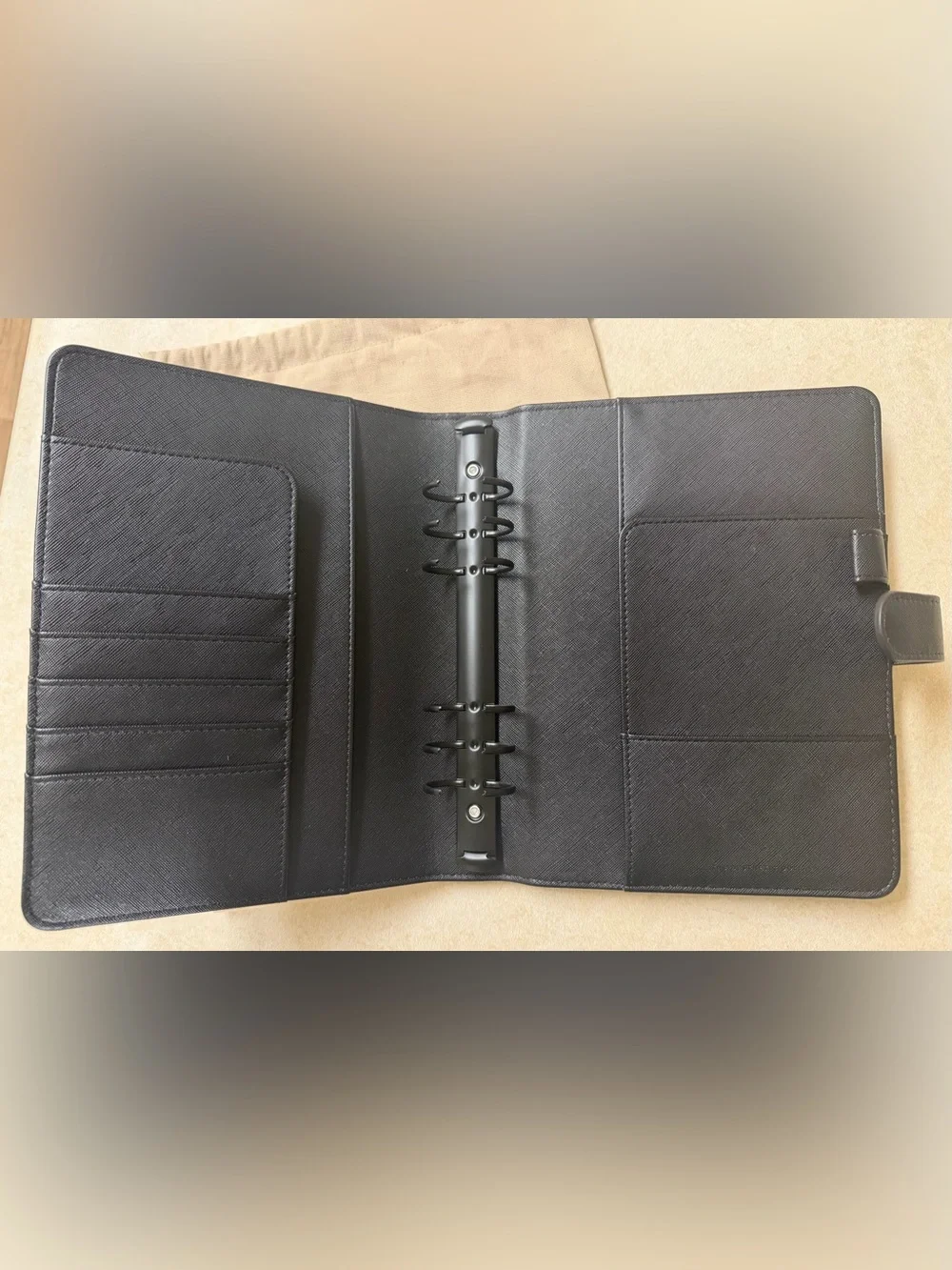 The Aesthetic Dollar A5 Blackout Binder